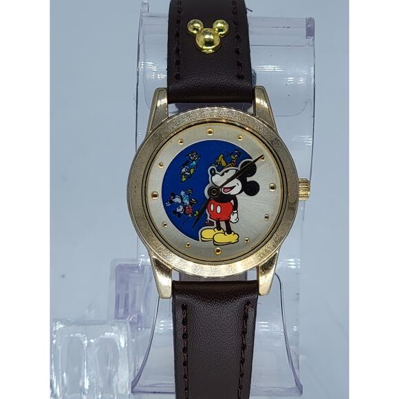 Vintage  Mickey Mouse Watch Disney Collectible Brown Leather Band Watch - Picture 4 of 9